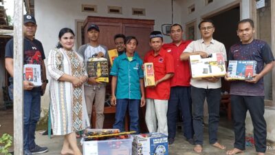 Berikan Bantuan Alat Tukang, HPL : Keberpihakan Kita Sangat Jelas