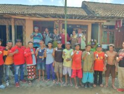 PDI Perjuangan Kabupaten Jember Lakukan Aksi Penanganan PMK di Desa Randuagung