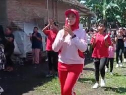 Kader Perempuan PDI Perjuangan Kecamatan Ajung Lakukan Senam Rutin, Roikhatul Jannah: Selain Menjaga Kebugaran Tubuh, Tujuan Kami Adalah Memperkenalkan Sicita Pada Masyarakat Jember