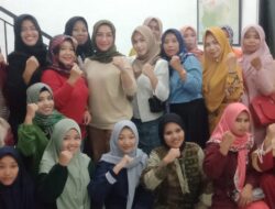 GUNA TINGKATKAN PERAN PEREMPUAN, PAC PDI PERJUANGAN KECAMATAN SUKORAMBI ADAKAN PERTEMUAN DENGAN IKP PDI PERJUANGAN KABUPATEN